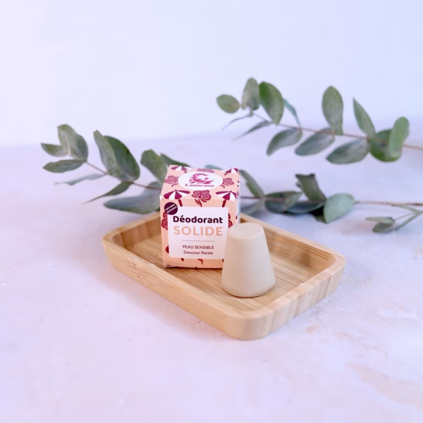 Dezodorant w kostce Lamazuna do skóry wrażliwej kwiatowy 30ml (3)