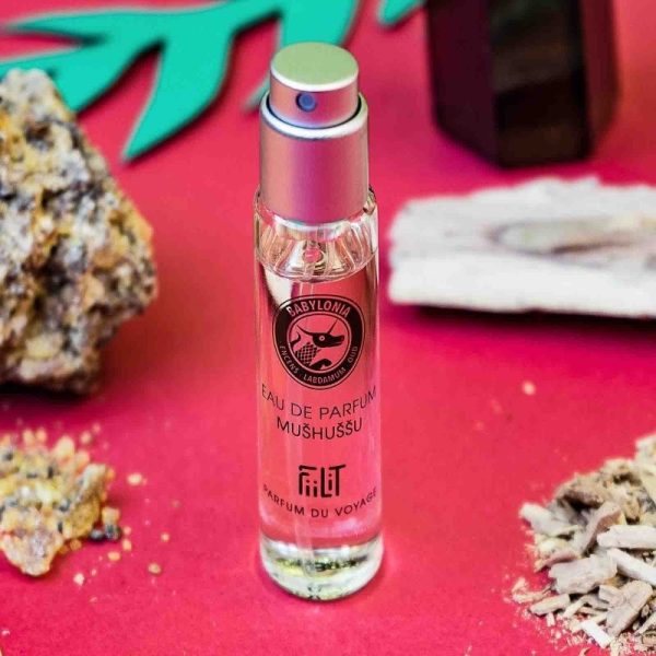 Ekskluzywna ekologiczna woda perfumowana, zapach: Mushussu - Babylonia, buteleczka, Zero Waste, 11 ml, FiiLiT (zdjęcie 3) Ekskluzywna ekologiczna woda perfumowana, zapach: Mushussu - Babylonia, buteleczka, Zero Waste, 11 ml, FiiLiT