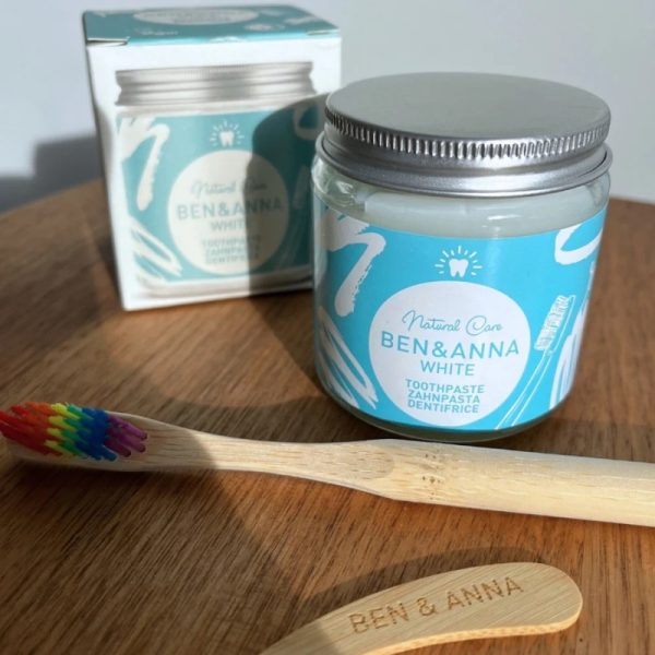 Naturalna wybielająca pasta do wrażliwych zębów z szałwią i rokitnikiem, WHITE, ZERO WASTE, 100 ml, BEN&ANNA (zdjęcie 4) Naturalna wybielająca pasta do wrażliwych zębów z szałwią i rokitnikiem, WHITE, ZERO WASTE, 100 ml, BEN&ANNA