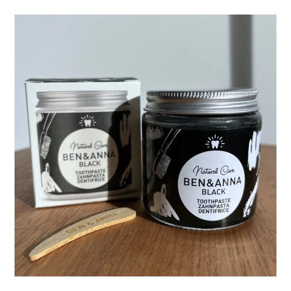 Naturalna, wybielająca pasta do zębów z aktywnym węglem, BLACK, ZERO WASTE, 100 ml, BEN&ANNA (zdjęcie 3) Naturalna, wybielająca pasta do zębów z aktywnym węglem, BLACK, ZERO WASTE, 100 ml, BEN&ANNA