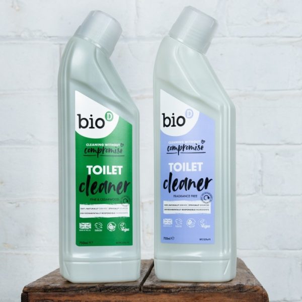 Płyn do czyszczenia toalety, do WC, SOSNA i CEDR, 750 ml, Bio-D (zdjęcie 2) Płyn do czyszczenia toalety, do WC, SOSNA i CEDR, 750 ml, Bio-D