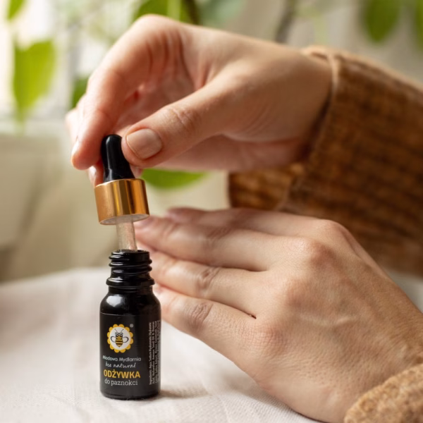 Odżywka do paznokci PROTEINOWA Z MIODEM, 10 ml, Miodowa Mydlarnia